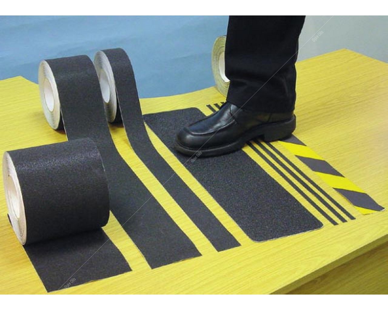 Anti-Slip Tape (Black & Yellow)